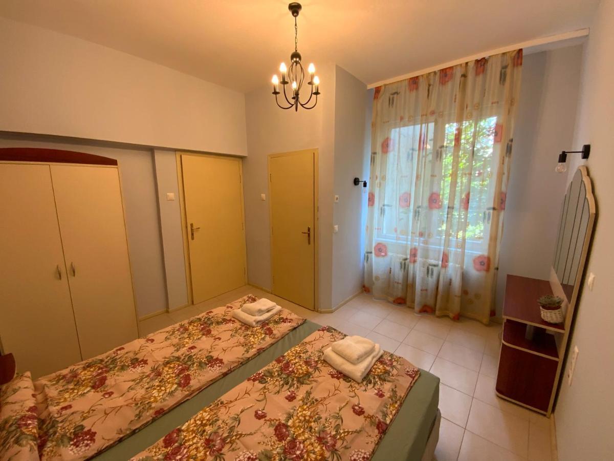 Апартаменты 113 In Sofia With 2Br And 2 Full Bath Экстерьер фото