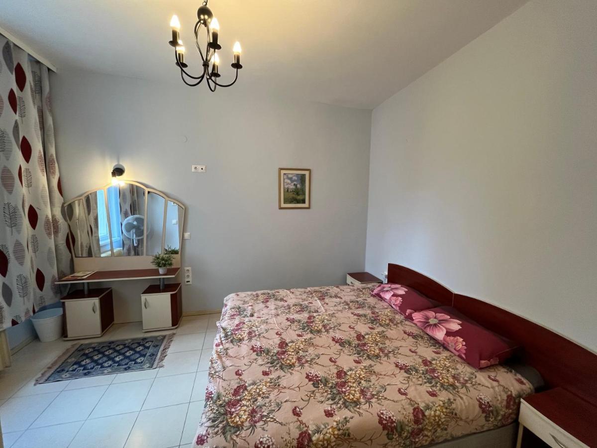 Апартаменты 113 In Sofia With 2Br And 2 Full Bath Экстерьер фото