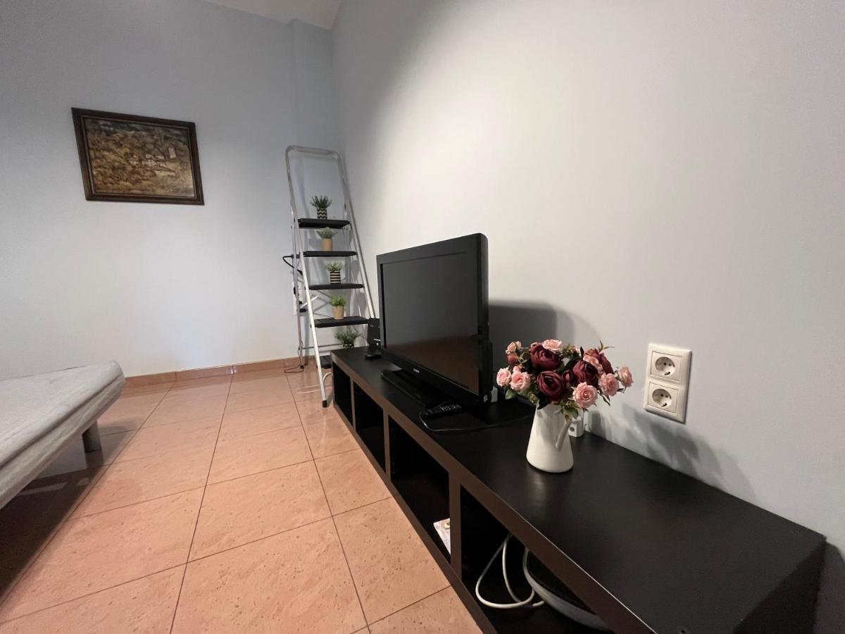 Апартаменты 113 In Sofia With 2Br And 2 Full Bath Экстерьер фото